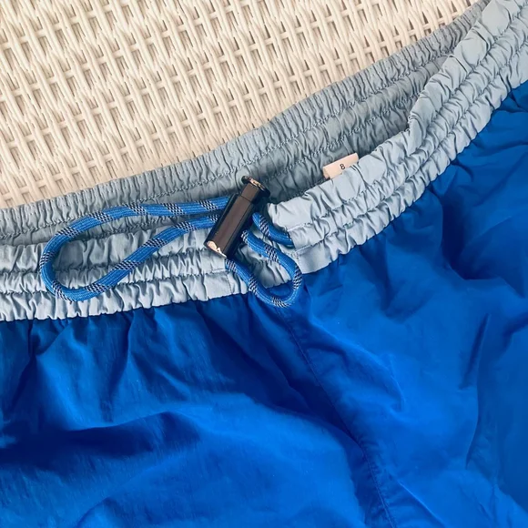 💙✨ LULULEMON EVERGREEN HIGH-RISE RUNNING SHORTS (SIZE 8) ✨💜 - Picture 4 of 5